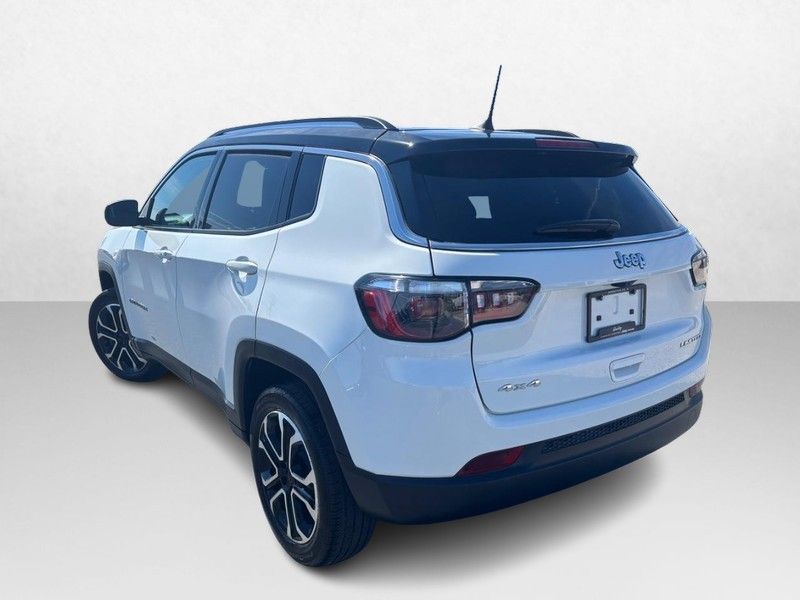2022 Jeep Compass Limited photo 5