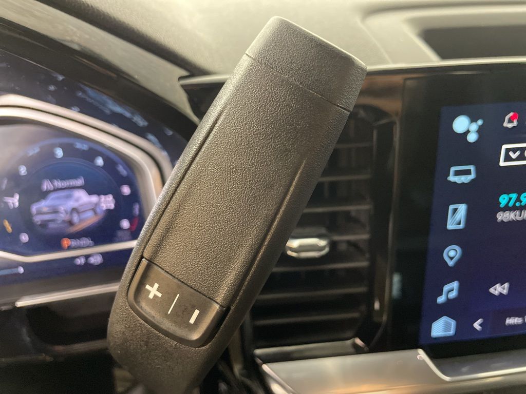 2023 Chevrolet Silverado 1500 RST photo 29