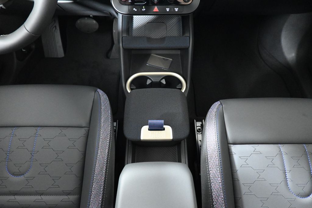 2025 Mini Countryman S ALL4 photo 14