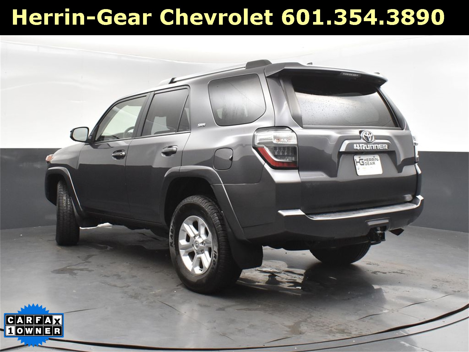 2023 Toyota 4Runner SR5 photo 5