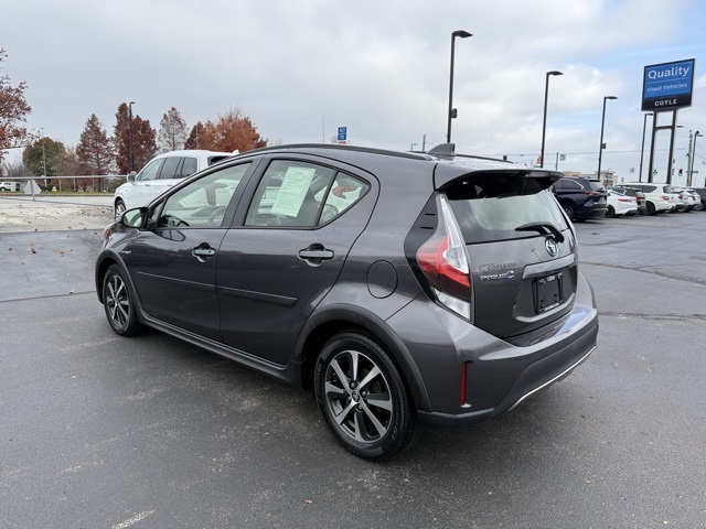 2018 Toyota Prius C One Two Three Four photo 3