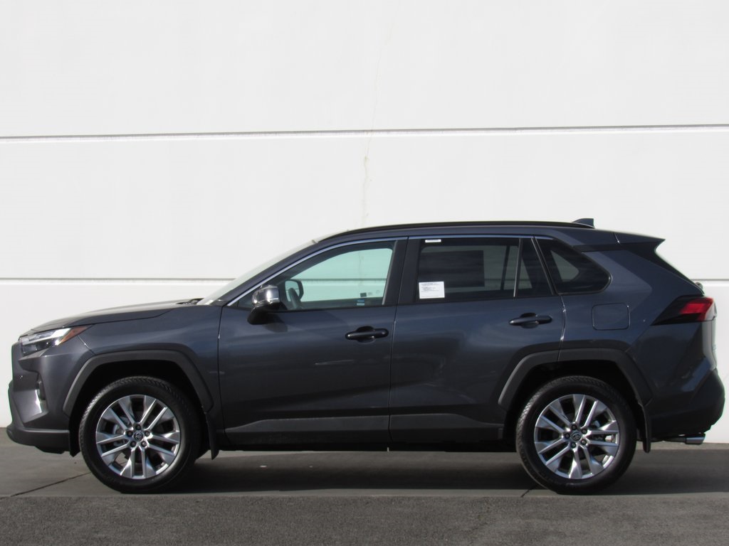 2025 Toyota RAV4 XLE Premium photo 3