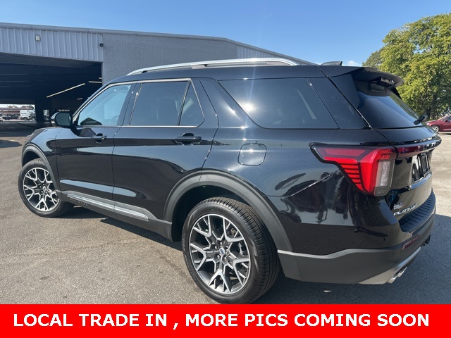 2025 Ford Explorer Platinum photo 18