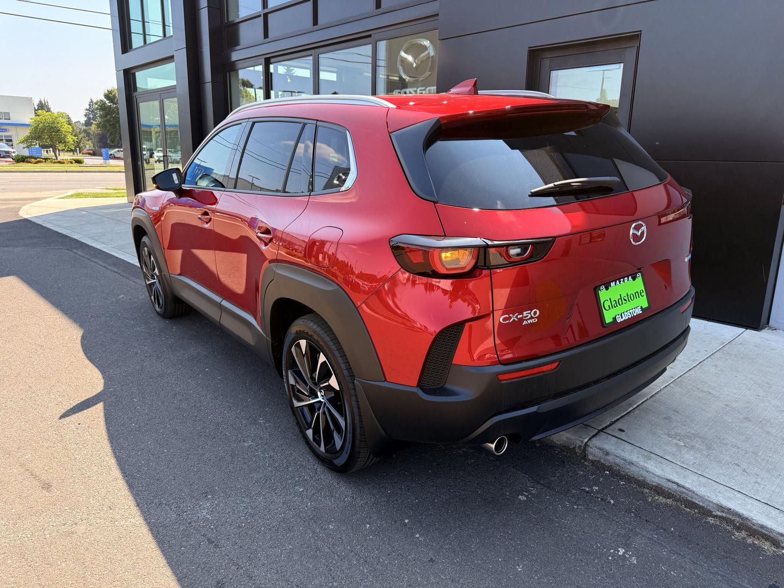 2025 Mazda CX-50 Premium Plus photo 4