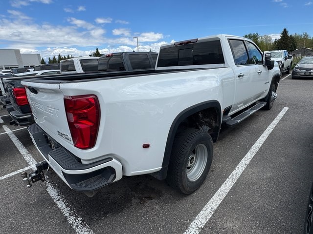 2021 Chevrolet Silverado 3500HD High Country photo 3