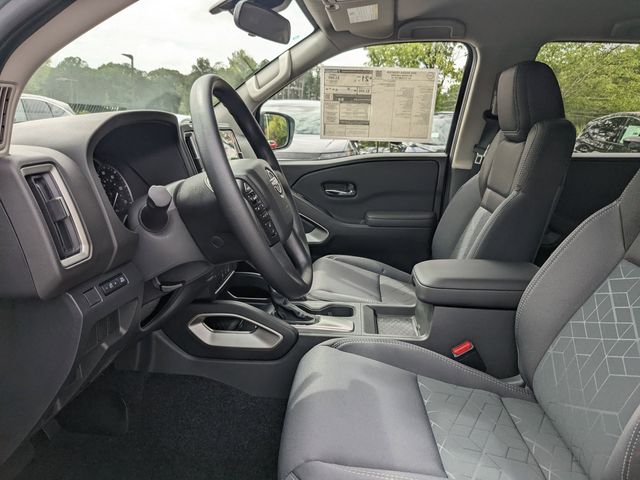 2025 Nissan Frontier SV photo 16