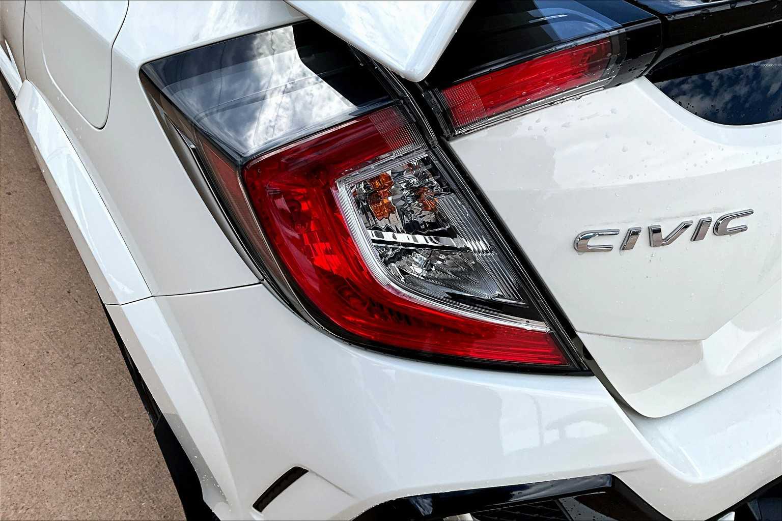 2021 Honda Civic Type R Touring photo 25