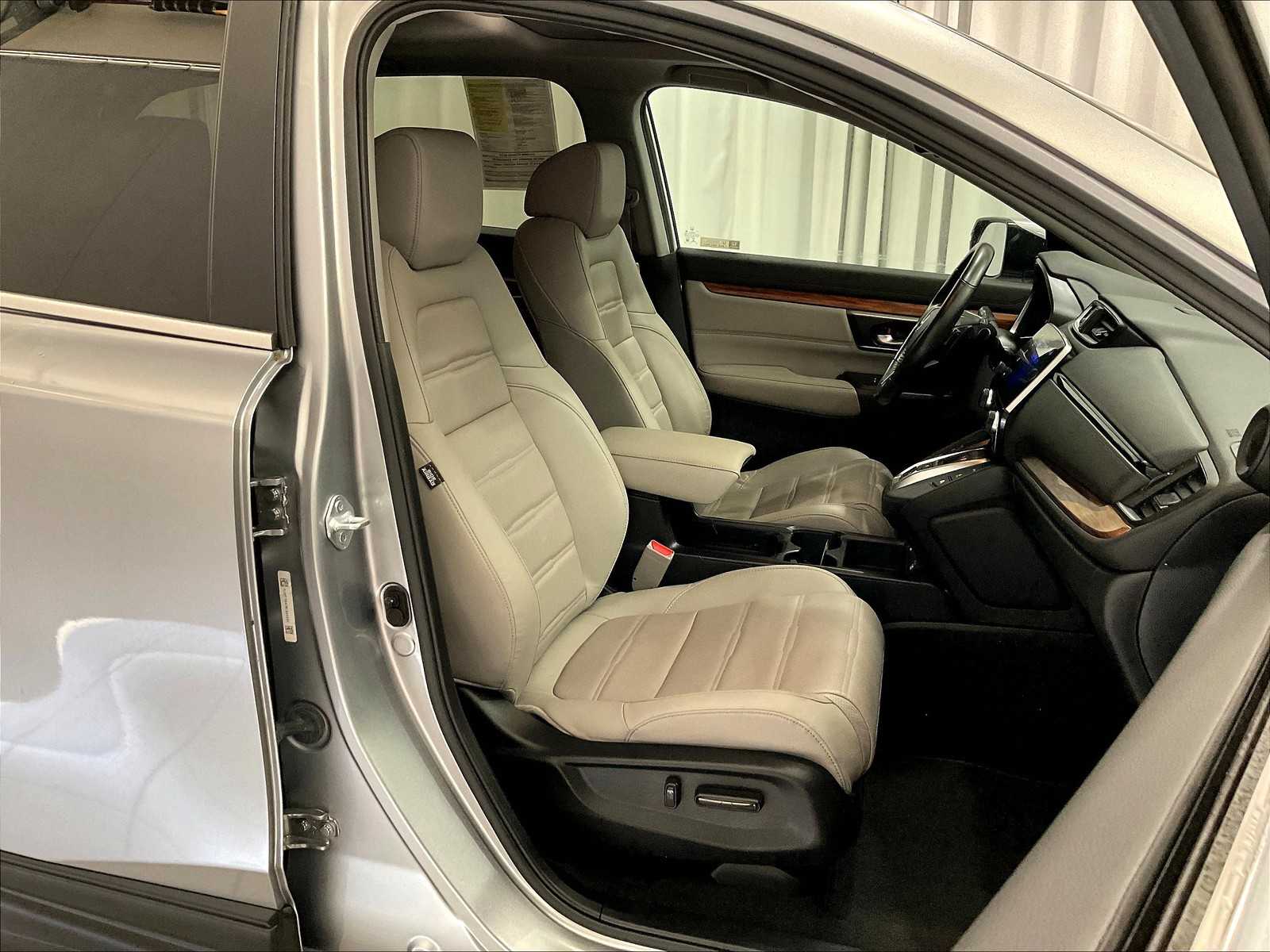 2022 Honda CR-V Hybrid EX-L photo 11