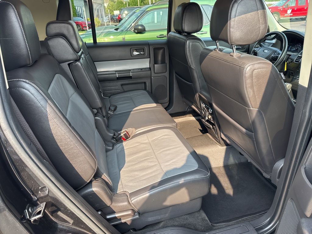 2014 Ford Flex SEL photo 28