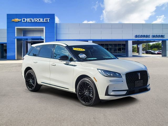 2023 Lincoln Corsair Base