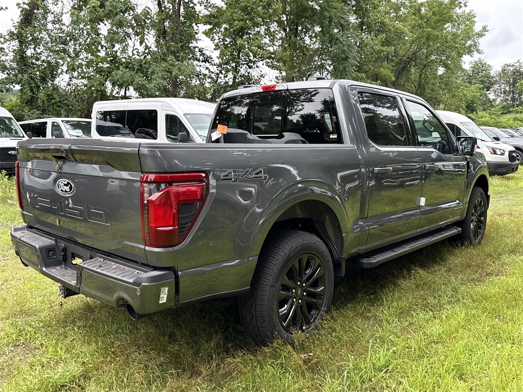 2025 Ford F-150 XLT photo 5
