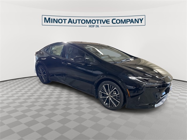 2026 Toyota Prius XLE photo 2