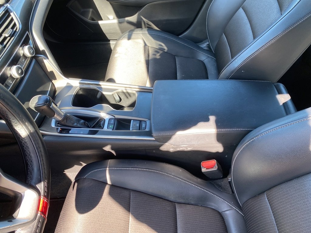 2018 Honda Accord Sport 1.5T photo 18