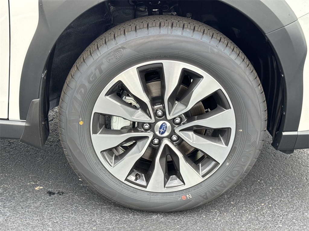 2025 Subaru Outback Touring XT photo 6