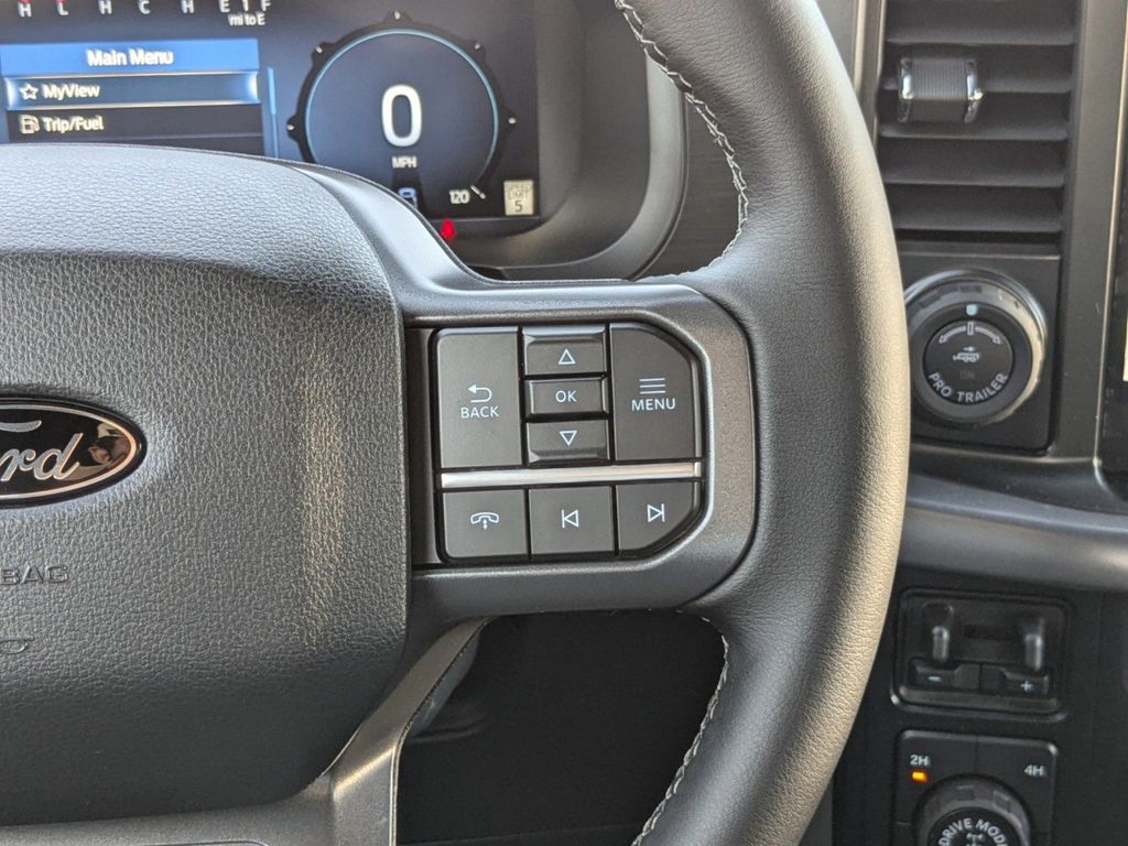 2025 Ford F-150 XLT photo 29