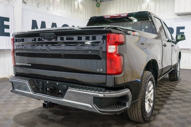 2022 Chevrolet Silverado 1500 LT photo 5