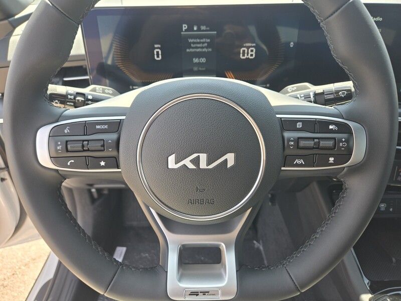 2025 Kia K5 GT-Line photo 10