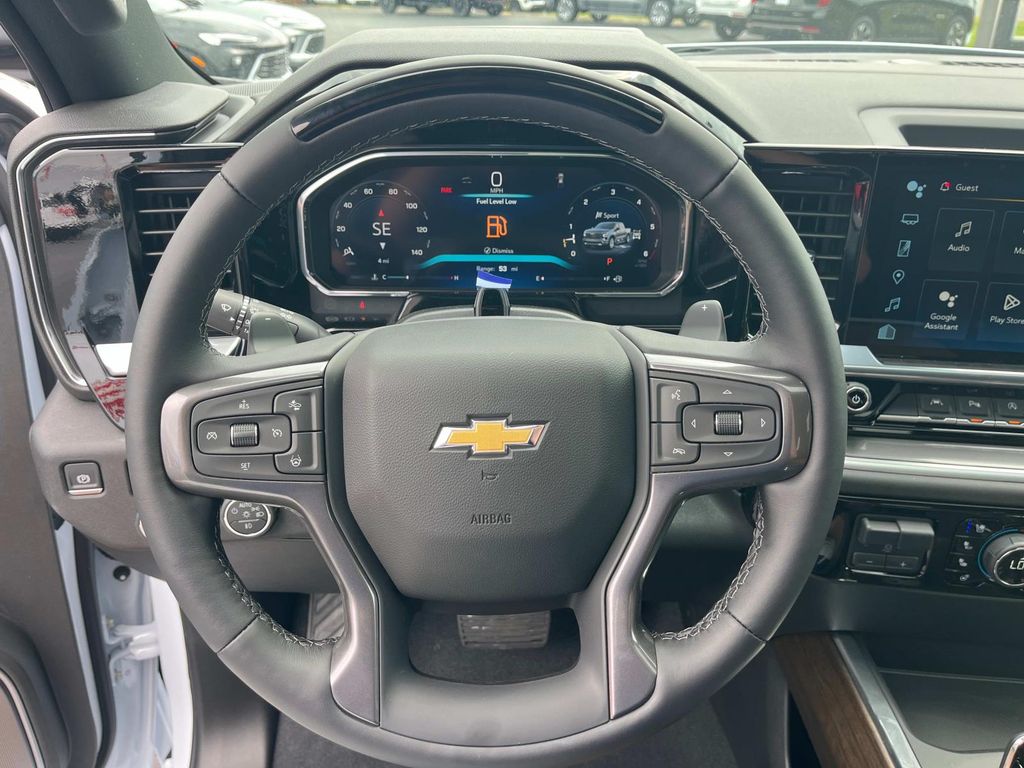 2026 Chevrolet Silverado 1500 High Country photo 15