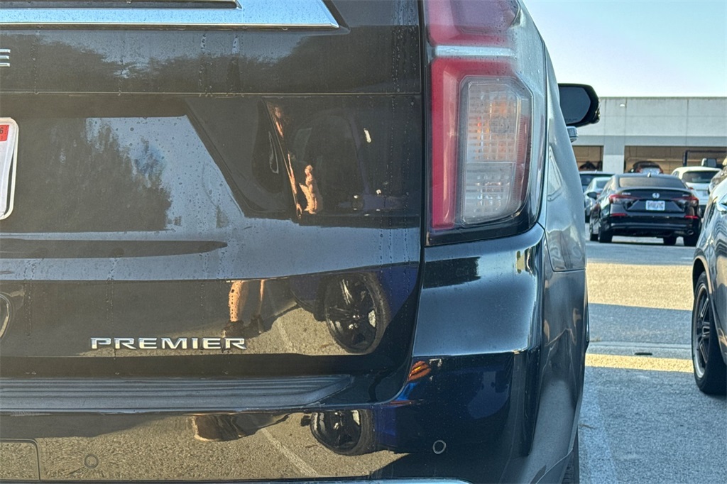 2021 Chevrolet Tahoe Premier photo 4