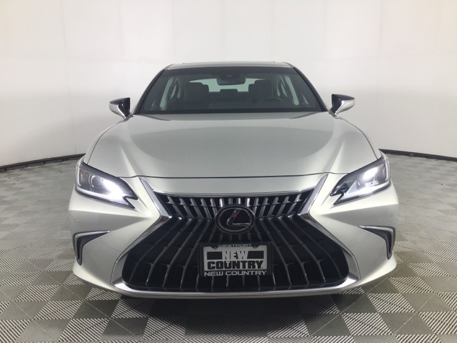 2022 Lexus ES 350 photo 2