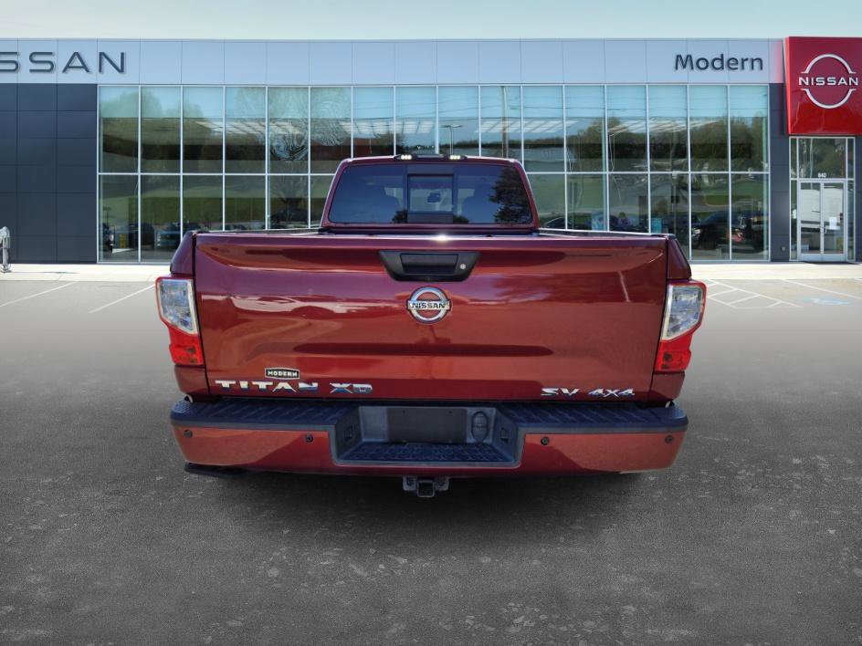2019 Nissan Titan SV photo 6