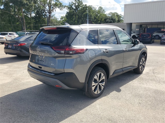2022 Nissan Rogue SV photo 3