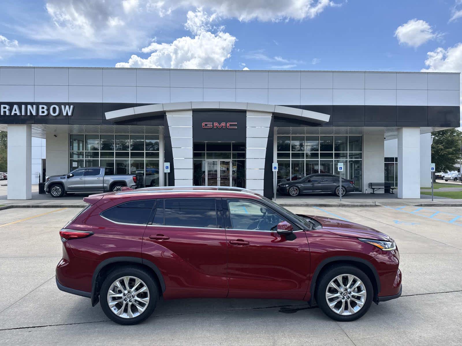 2020 Toyota Highlander Limited's photo