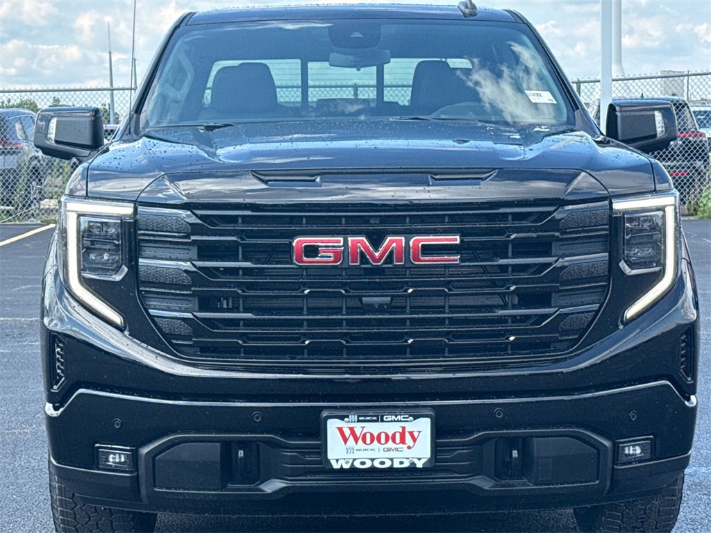 2026 GMC SIERRA - Image 2