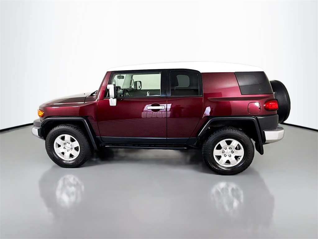 2007 Toyota FJ Cruiser Base photo 2