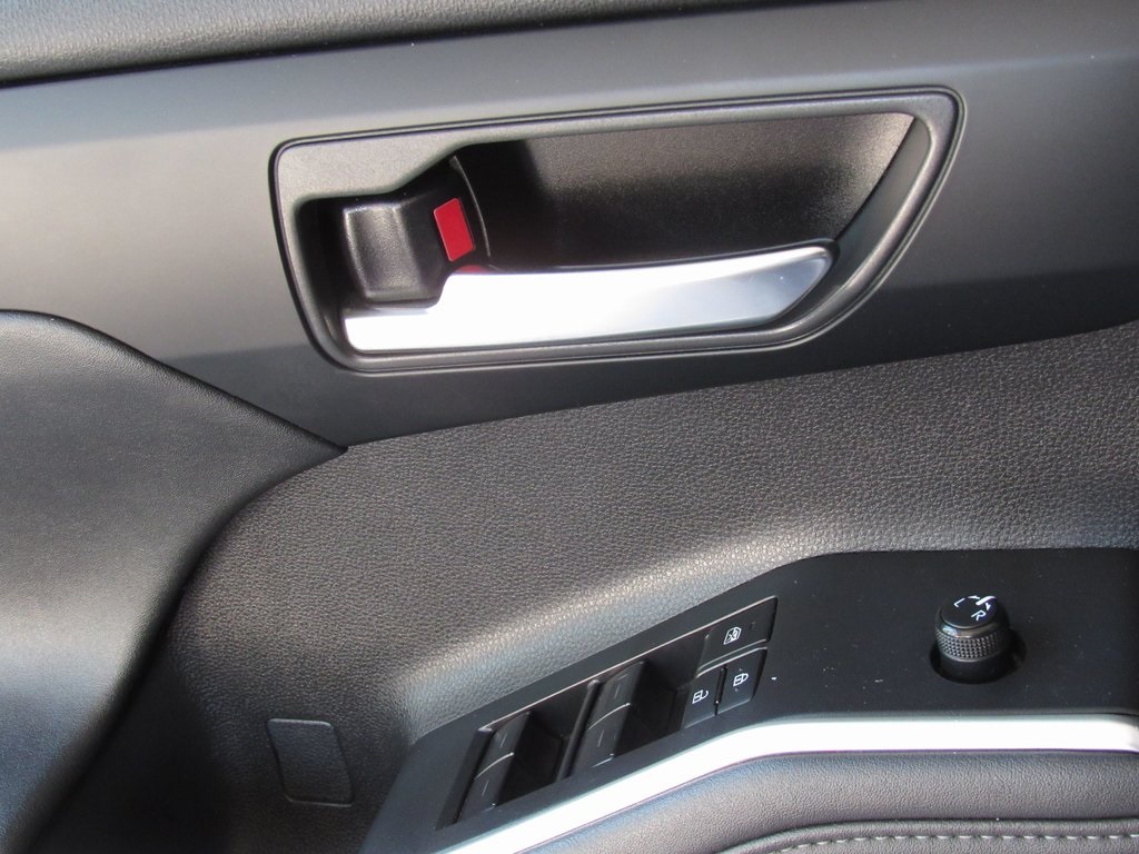 2024 Toyota Highlander XSE photo 32