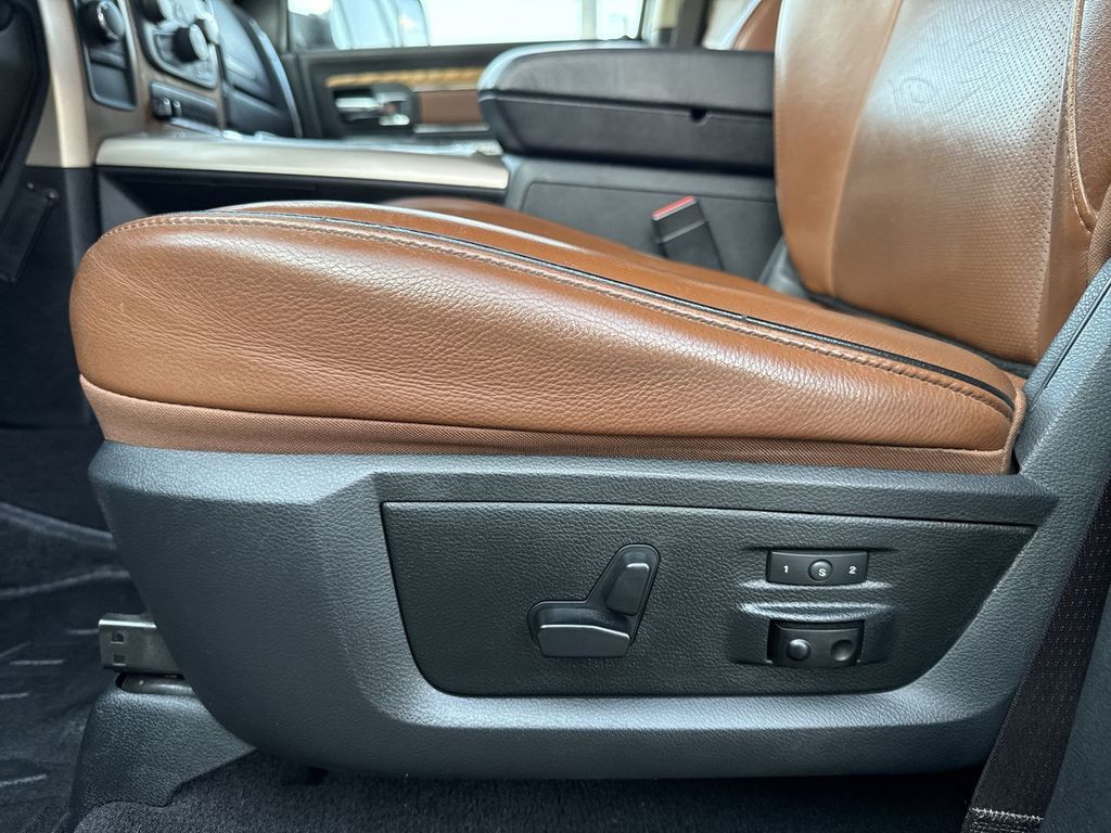 2018 Ram 3500 Laramie Longhorn photo 12