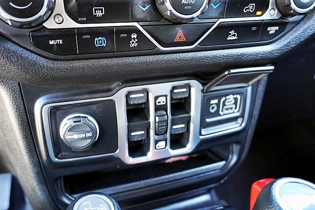 2024 Jeep Wrangler Sport S 4xe photo 27