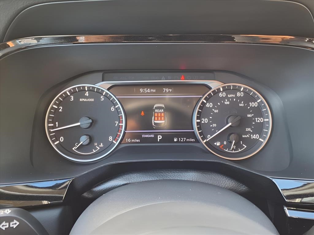 2025 Nissan Pathfinder SV photo 29