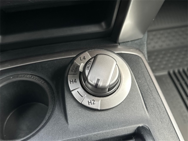 2024 Toyota 4Runner SR5 photo 20