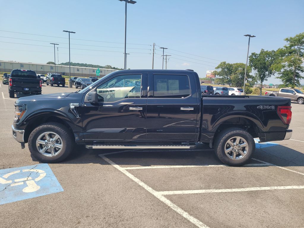 2024 Ford F-150 XLT photo 4