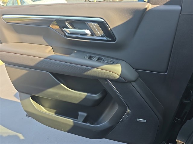 2025 Chevrolet Tahoe RST photo 25