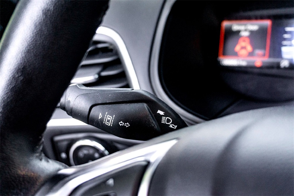 2024 Ford Edge Titanium photo 19