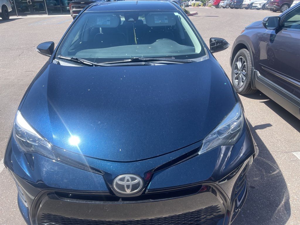 2019 Toyota Corolla L photo 3