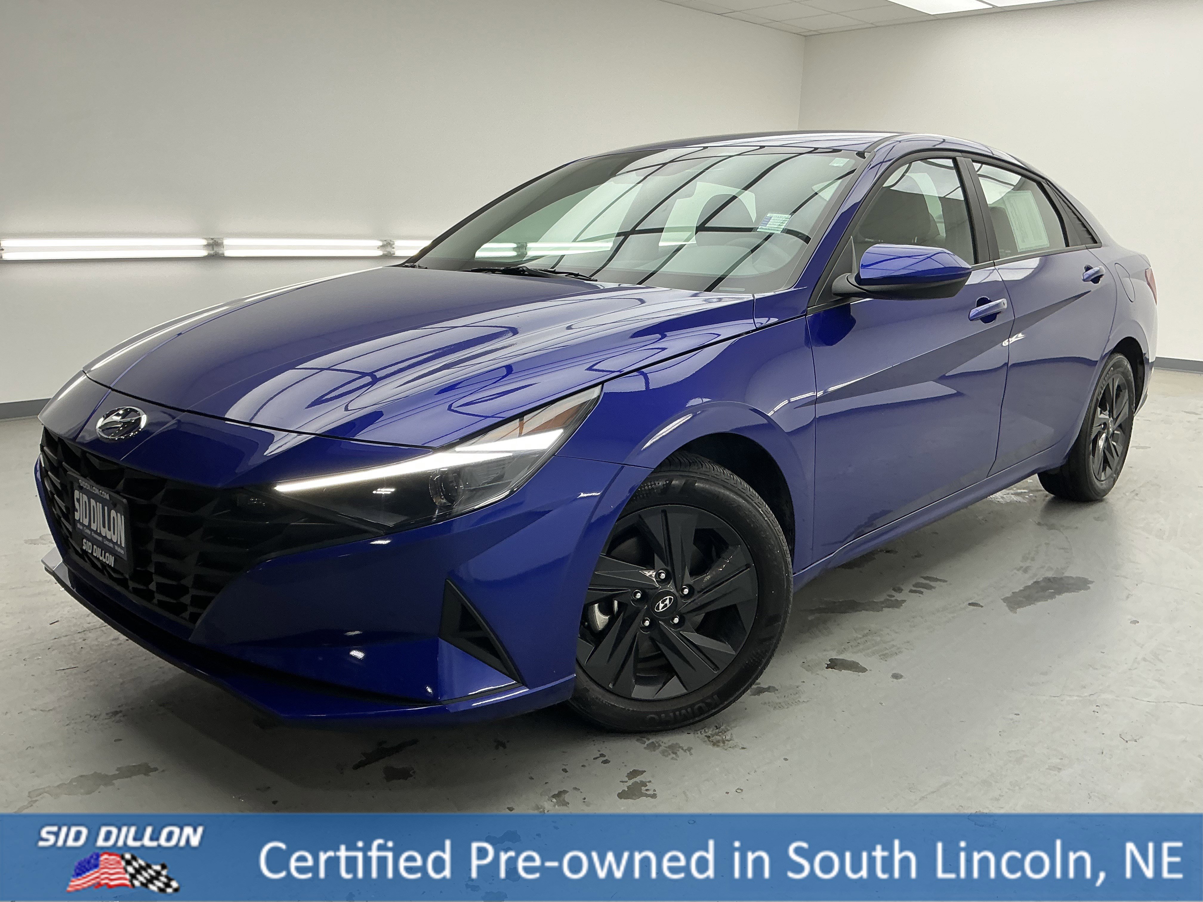 2023 Hyundai Elantra SEL FWD