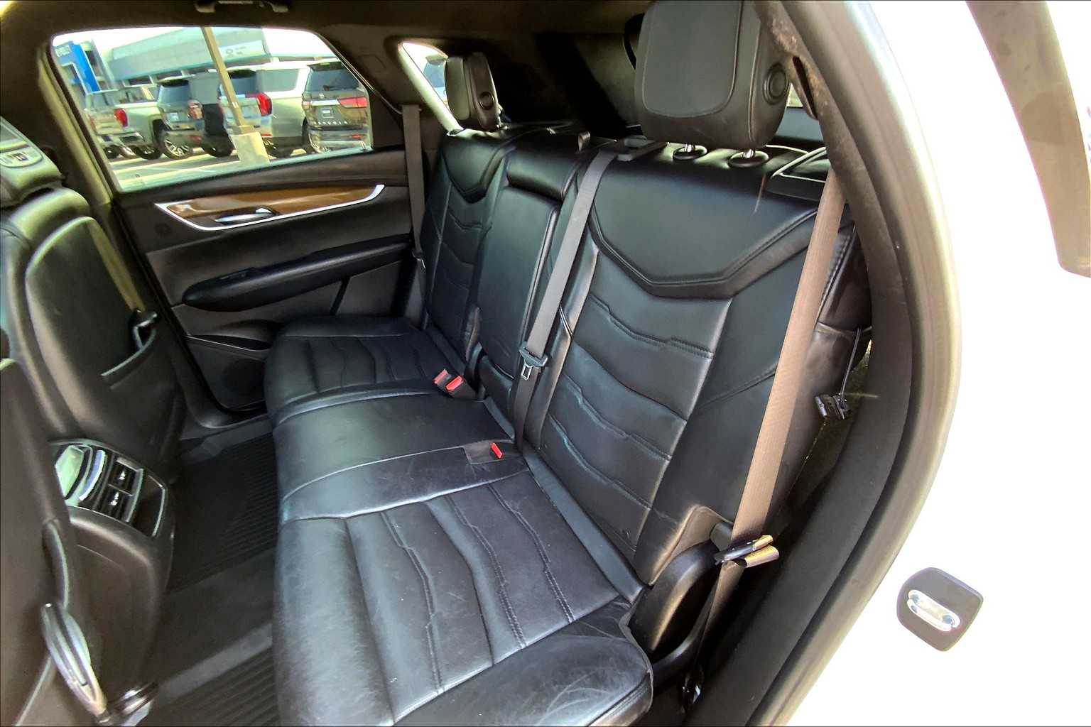 2017 Cadillac XT5 Platinum photo 19