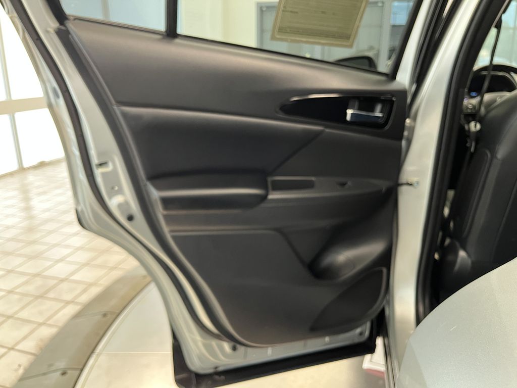 2022 Mitsubishi Eclipse Cross SE photo 25