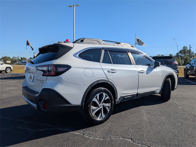 2021 Subaru Outback Limited XT photo 3