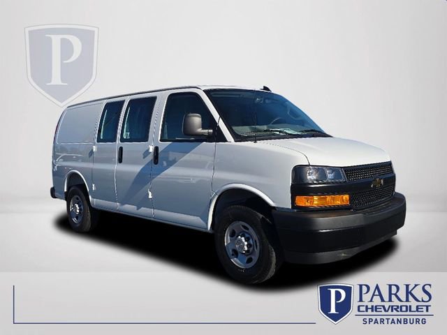 2025 Chevrolet Express Cargo Work Van's photo