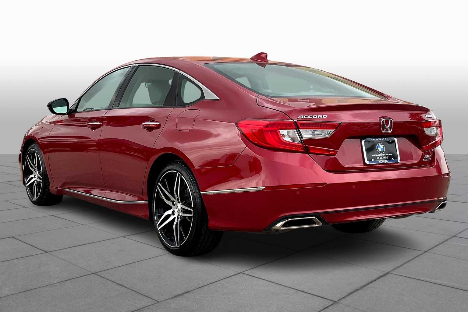 2022 Honda Accord Touring photo 11