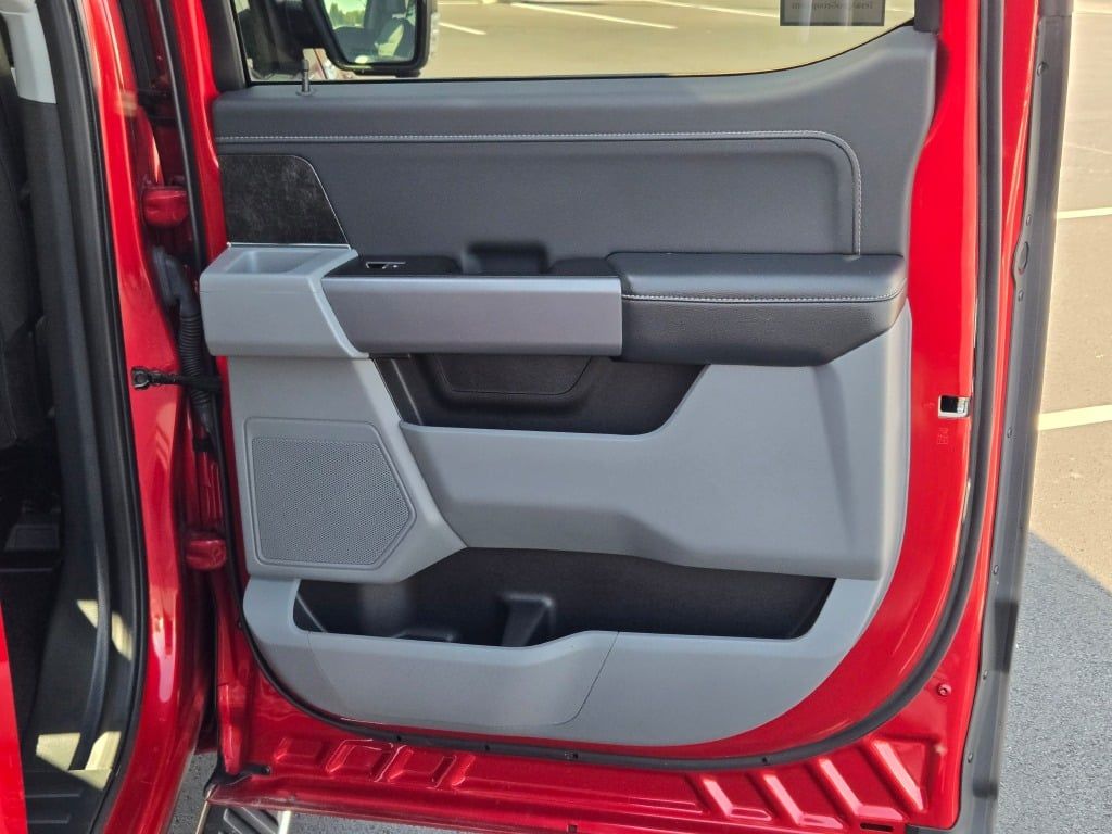 2022 Ford F-150 XLT photo 6