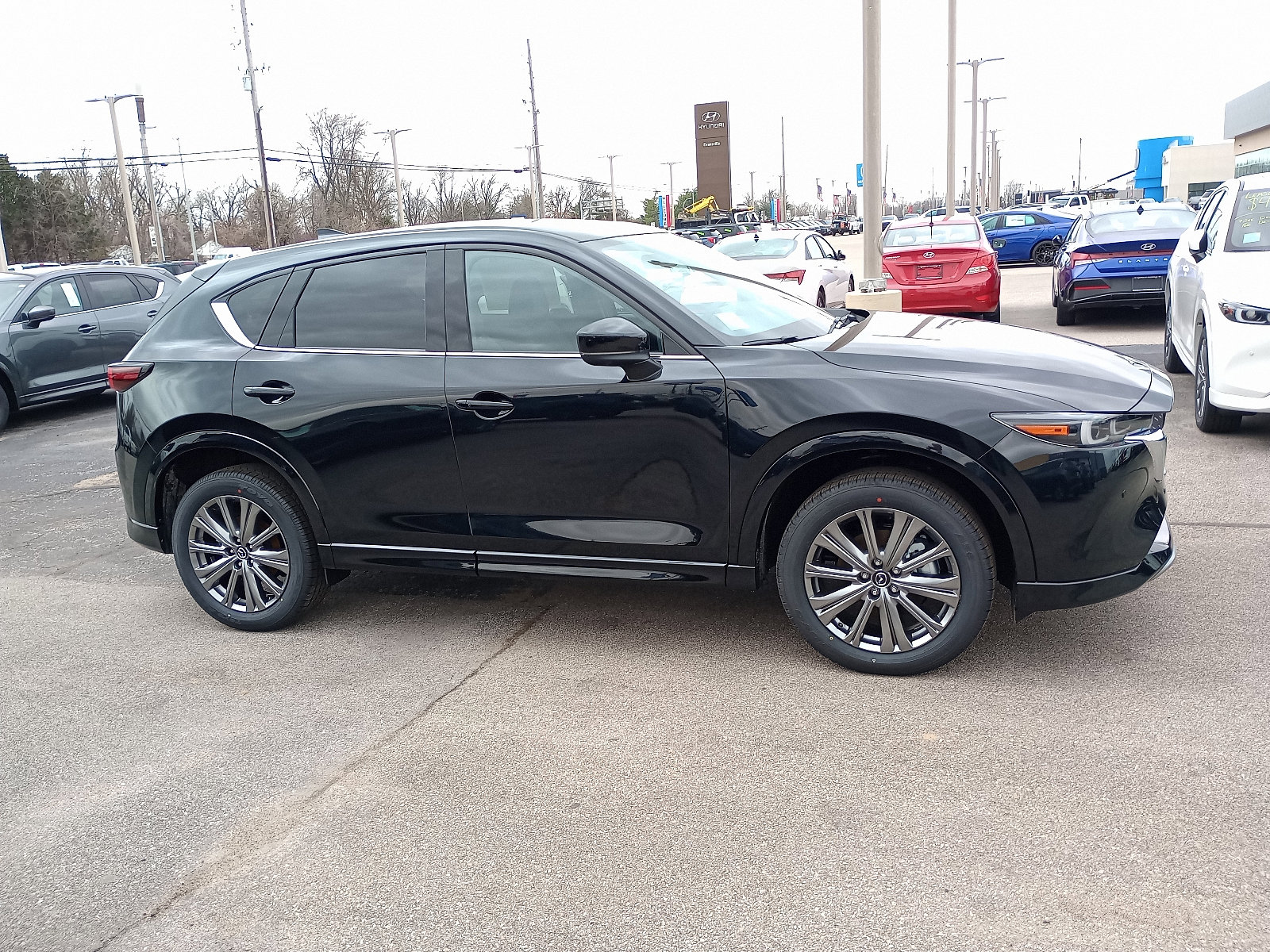 2025 Mazda CX-5 Signature photo 2
