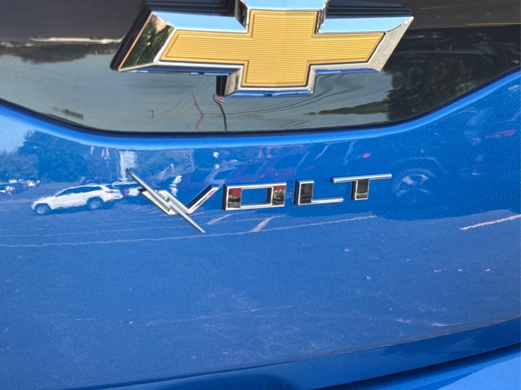 2016 Chevrolet Volt Premier photo 14