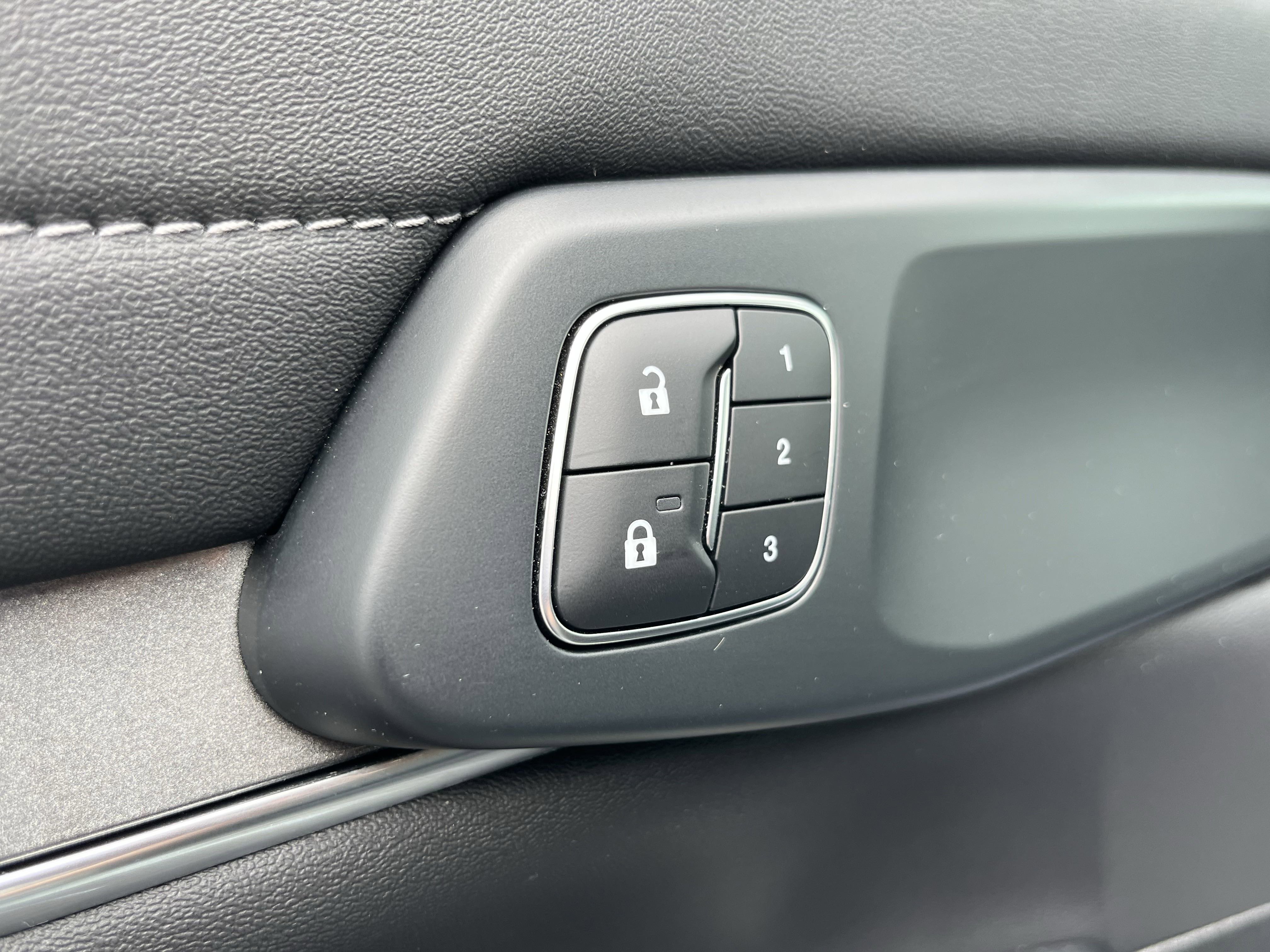 2024 Ford Ranger Lariat photo 4