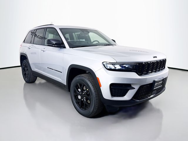 2025 Jeep Grand Cherokee Altitude's photo