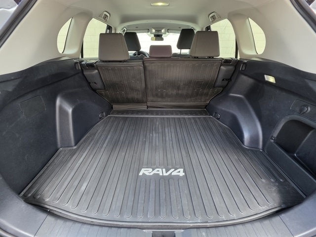 2024 Toyota RAV4 Hybrid XLE photo 19
